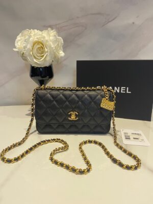 [샤넬] woc 캐비어 골드백 참 풀셋 AP3318