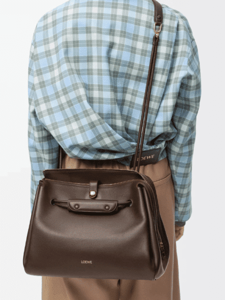 [로에베] 스몰 마드리드 백 서플 카프스킨/다크브라우니