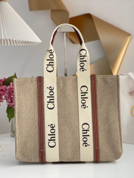 [끌로에] 우디 라지 토트백