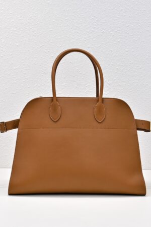 [더 로우] 소프트 마고 15 백 레더 퀴르 W1255L72CUSHG