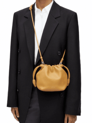 [로에베] 미니 플라멩코 펄스 나파 램스킨 사하라 A914CBPX03-6715