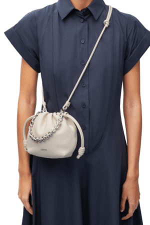 [로에베] 미니 플라멩코 펄스 나파 램스킨 화이트 A914CBPX03