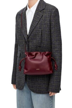 [로에베] 미니 플라멩코 클러치 나파 카프스킨 다크 버건디 A411FC2X73