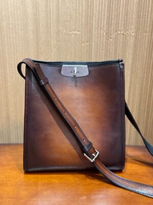 [벨루티] Ber 신상 E’Mio 호보 가죽 매신저백 EMIO_HOBO-V1