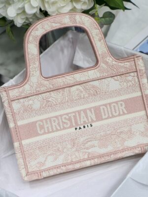 [디올] 미니 북 토트백 핑크 S5475ZTDT