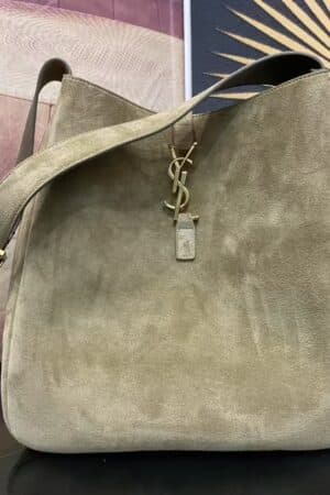 [생로랑] Le 5 À 7 소프트 라지 백