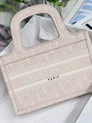 [디올] 미니 북 토트백 S5475ZTDT