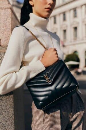 [생로랑] 루루 스몰 숄더백 블랙 금장 494699