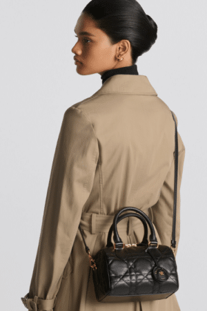 [디올] 그루브 20 백 매크로까나쥬 블랙 M1364UBOL