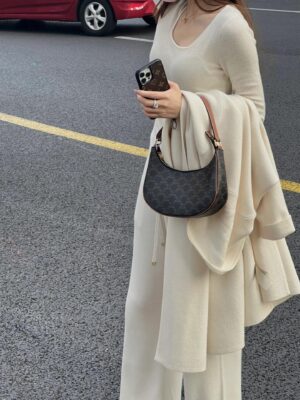 [셀린느] 아바백 193952BZJ.04LU