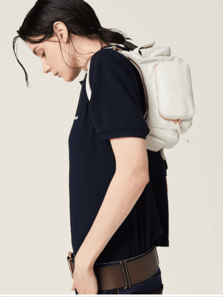 [미우미우] 나파 가죽 포켓 백 5BC146_2F8N_F0009_V_OOO 가죽 핸들