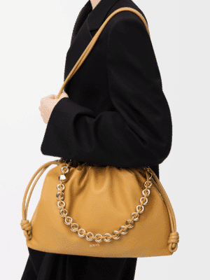 [로에베] 라지 플라멩코 펄스 나파 램스킨 사하라 A411FPDX01