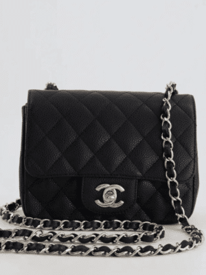 [샤넬] 미니 클래식 플랩백 17cm 블랙 캐비어 카프스킨 은장 A35200