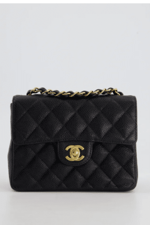 [샤넬] 미니 클래식 플랩백 17cm 블랙 캐비어 카프스킨 금장 A35200