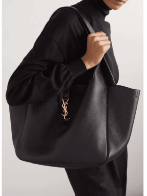 [생로랑] 유연한 디어스킨 소재의 LE 5 À 7 BEA 763435