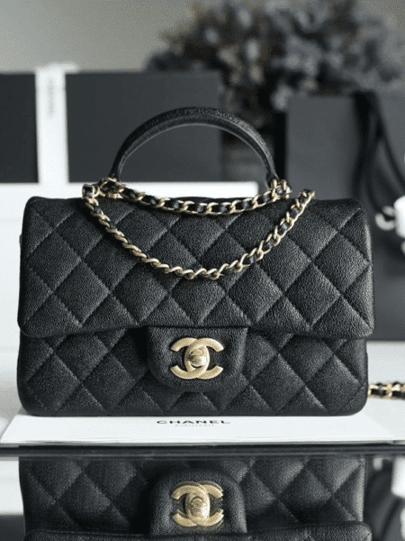 [샤넬] 클래식 뉴미니 탑핸들 블랙 캐비어 카프스킨 금장 AS2431
