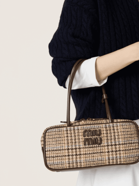 [미우미우] 보 탑 핸들 백 5BB173