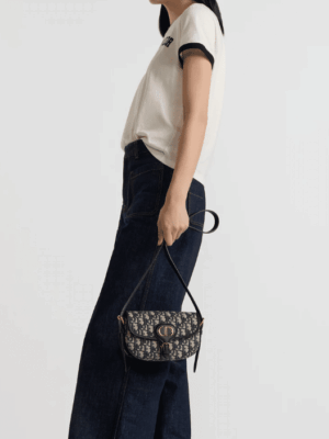 [디올] 바비 바비 이스트 웨스트 숄더백 M9335UTZQ