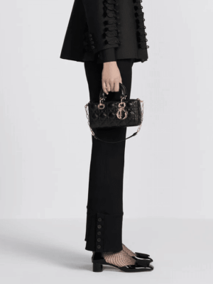 [디올] 레이디 디조이 스몰 백 M0613ONGE