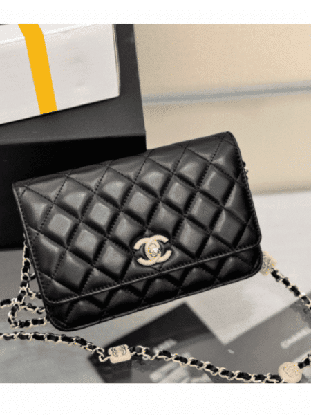 [샤넬] 월릿 온 체인 AP4299