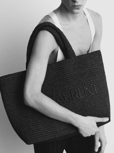 [생로랑] 라피아 소재의 생 로랑 토트백 756269GAAEI1000