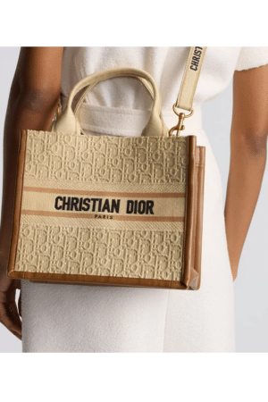 [디올] 스몰 스트랩 북 토트백 M1325CZCC