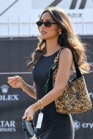 [생로랑] 포니 헤어 가죽 소재의 유연한 LE 5 À 7 스몰백 713938A