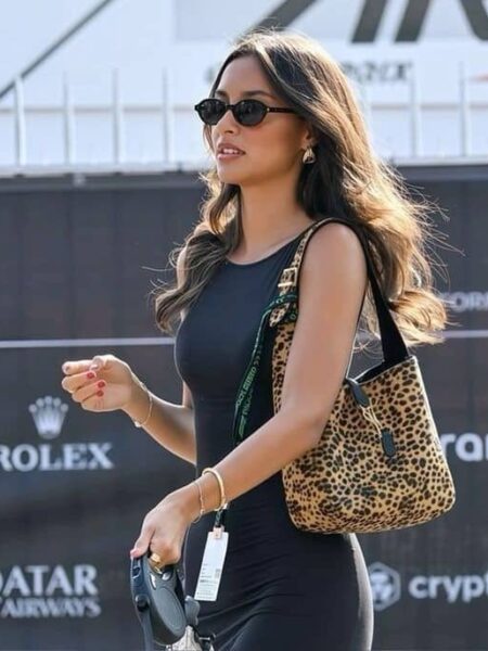 [생로랑] 포니 헤어 가죽 소재의 유연한 LE 5 À 7 스몰백 713938A