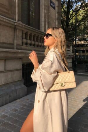 [샤넬] 클래식 라지 플랩 백 램스킨 베이지 금장 A58600