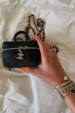 [샤넬] 미니 베니티백 캐비어 탑 핸들 체인 금장 AP1294