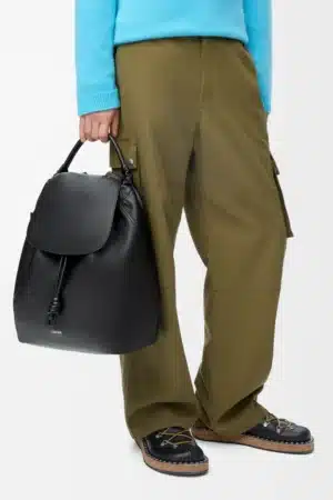 [로에베] 플라멩코 백팩 인 샤이니 서플 카프스킨 블랙 B411FLKX01