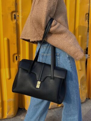 [셀린느] 미디엄 소프트 16백