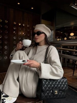 [샤넬] 클래식 라지 플랩 백 램스킨 금장 A58600