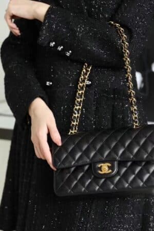 [샤넬] 스몰 클래식 플랩백 23CM 램스킨 금장 A01113 Y01864 C3906