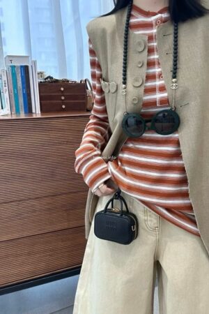 [미우미우] 가죽 마이크로 주머니 5NR020_2F8W_F0046