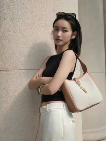 [생로랑] 캔버스 & 소프트 레더 LE 5 À 7 스몰백 727709