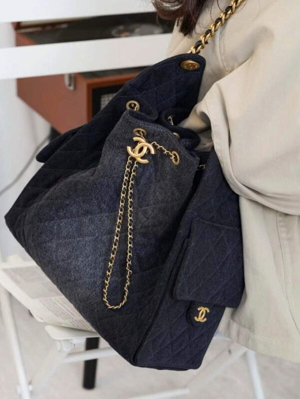 [샤넬] 25백 호보 미디엄 데님 AS5311