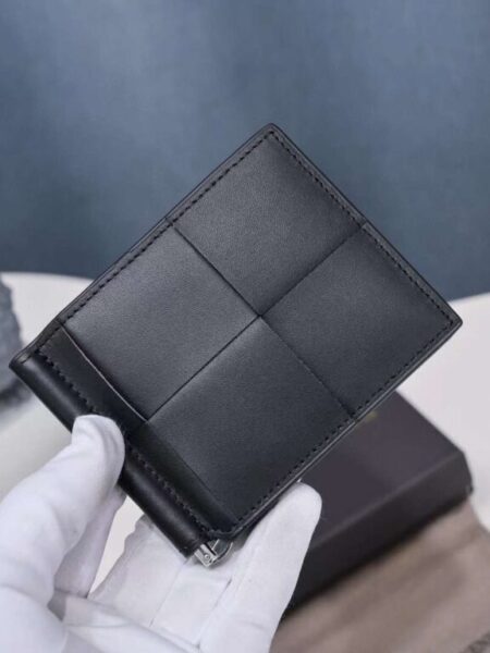 [보테가베네타] 카세트 클립형 지갑 749453