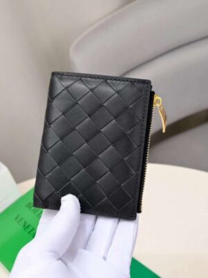 [보테가베네타] 스몰 인트레치아토 폴더형 지퍼 지갑 742330 (2 COLORS)