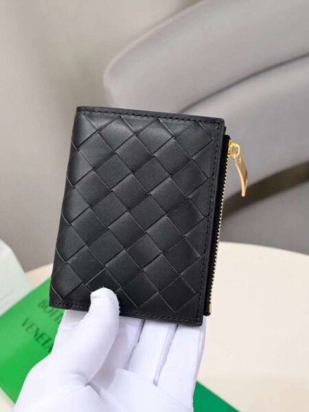 [보테가베네타] 스몰 인트레치아토 폴더형 지퍼 지갑 742330 (2 COLORS)