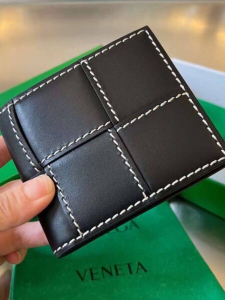 [보테가베네타] 카세트 폴더형 지갑 743004 (2 COLORS)