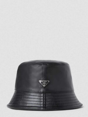 [프라다] 남녀공용 백 트라이앵글 로고 레더 버킷햇