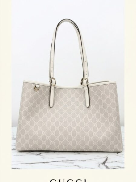 [구찌] GG 엠블럼 라지 토트백
