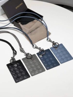 [보테가베네타] 목걸이 카드지갑 (4 COLORS)