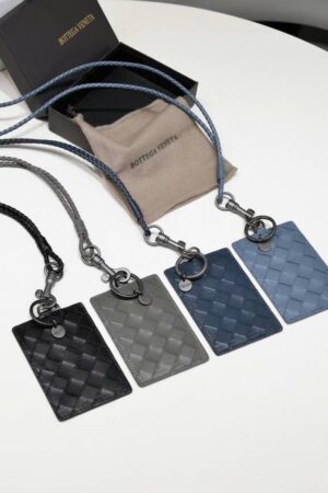 [보테가베네타] 목걸이 카드지갑 (4 COLORS)