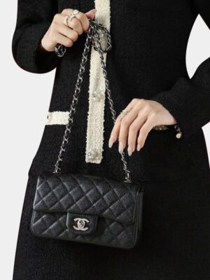 [베트남 출고] 샤넬 클래식 플랩백 뉴미니 캐비어 블랙 은장 A01116