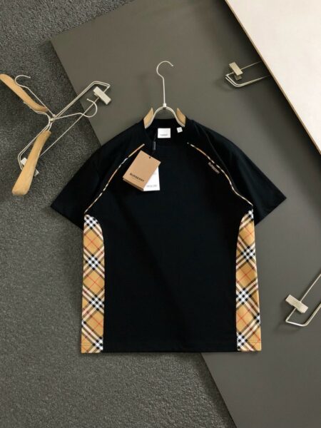 [버버리] 체크 패널 코튼 티셔츠