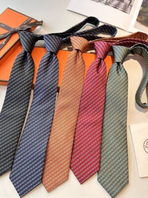 [에르메스] 샹달 실크 넥타이 (5 COLORS)