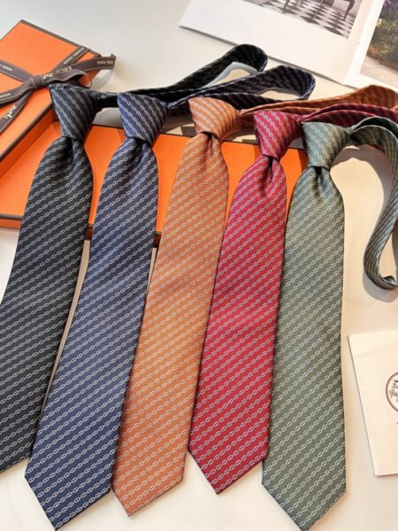 [에르메스] 샹달 실크 넥타이 (5 COLORS)