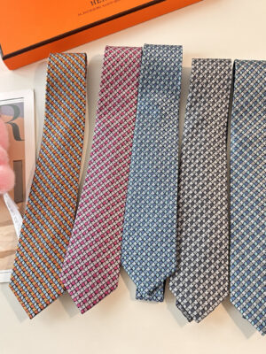 [에르메스] 마린 씨엘 블랑 마이용 실크 넥타이 (5 COLORS)